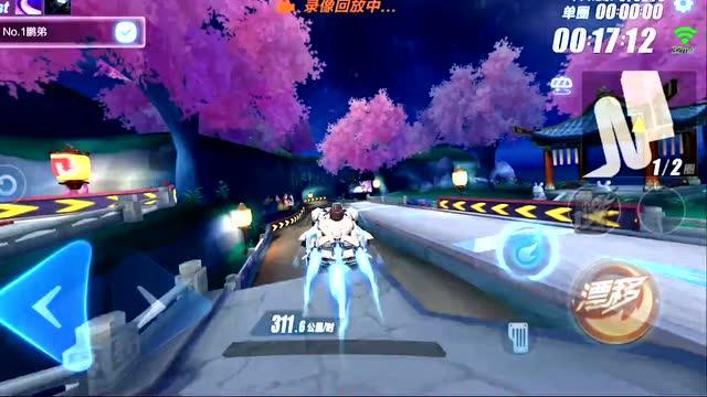 高校时尚女孩